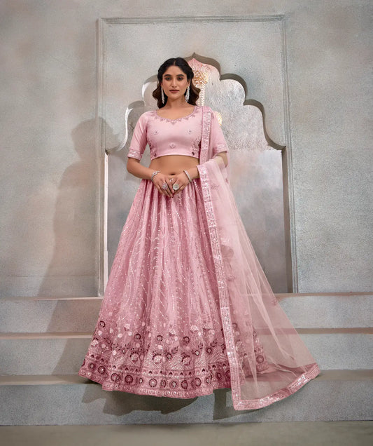 Lehenga Choli Pêche Rose Foncé en Tulle | Broderies de Fils et Sequins