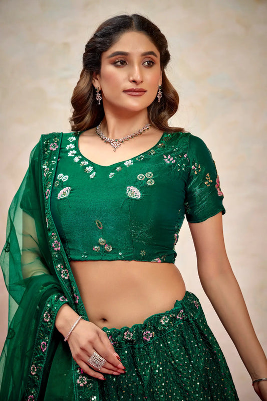 Lehenga Choli en filet vert avec broderie au fil et sequins