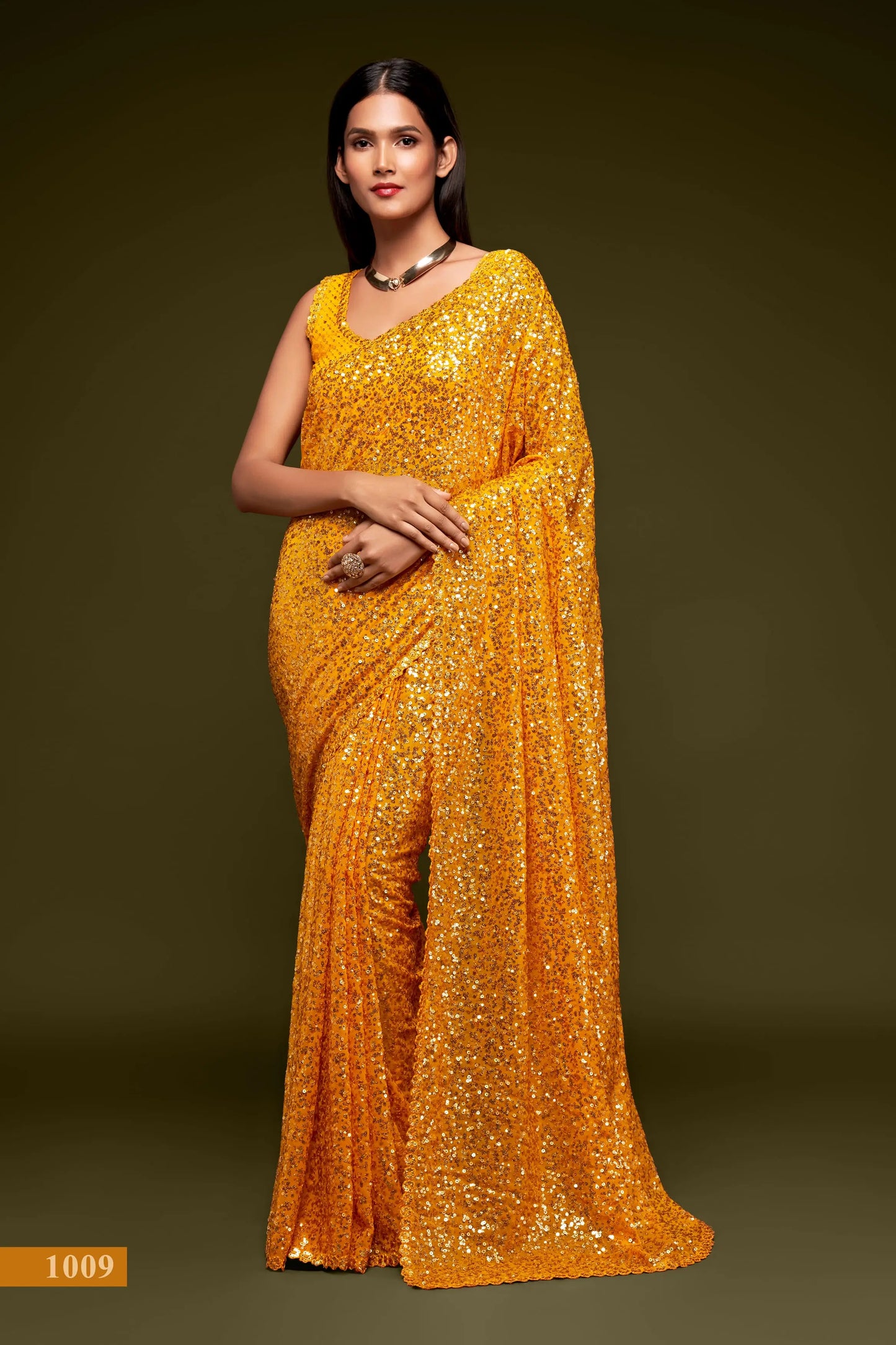 Safrangelber Georgette-Sari mit Fadenstickerei und mehreren Pailletten NAYA COLLECTION