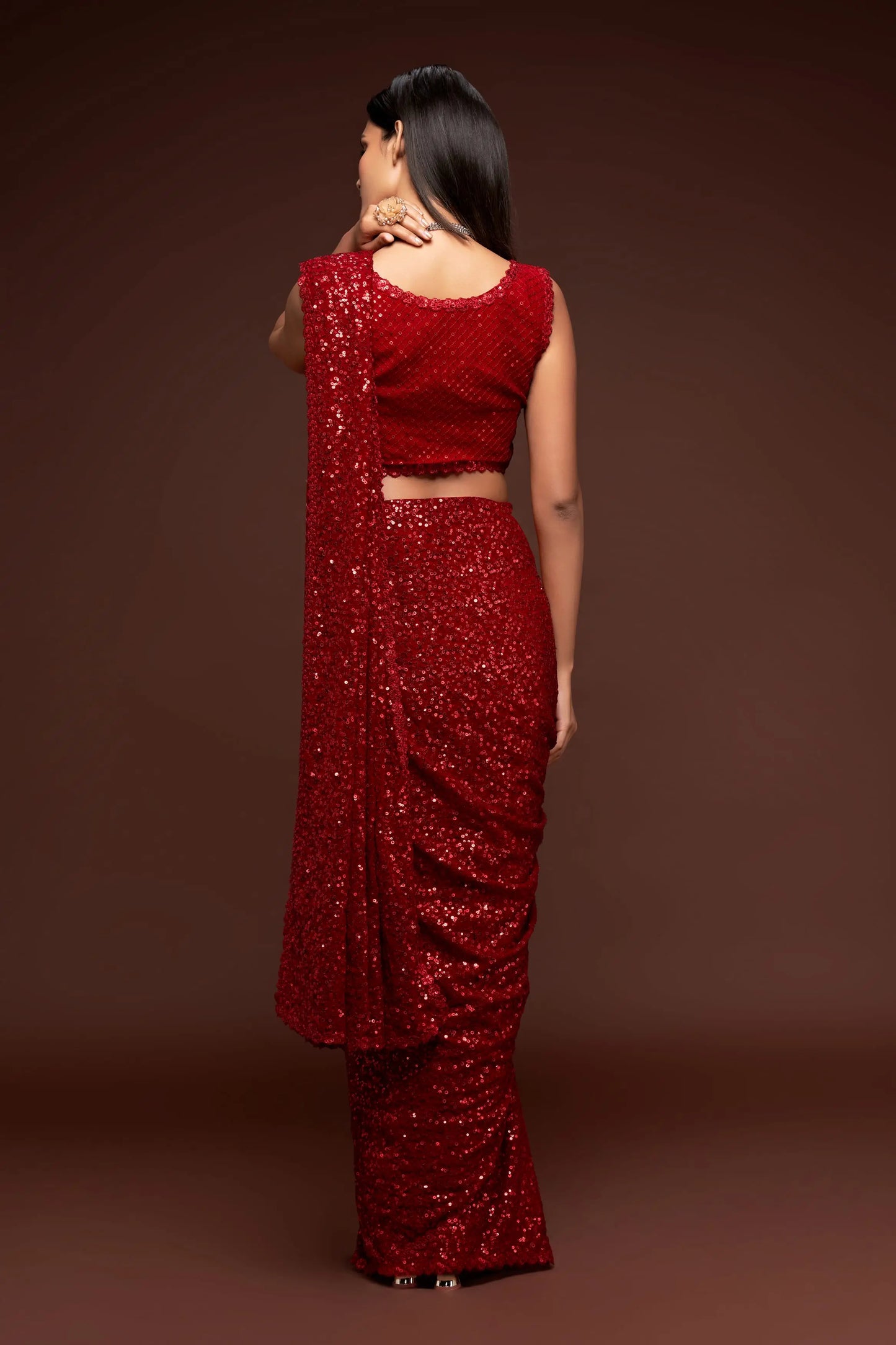 Rubinroter Georgette-Sari mit Fadenstickerei und mehreren Pailletten NAYA COLLECTION