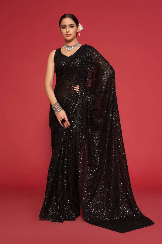 Sari noir intense en georgette avec broderie au fil et multiples sequins