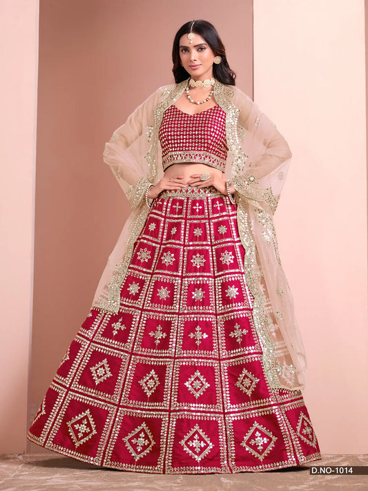 Designer Lehenga Choli en Soie Artificielle Rouge avec Broderies au Fil et Sequins