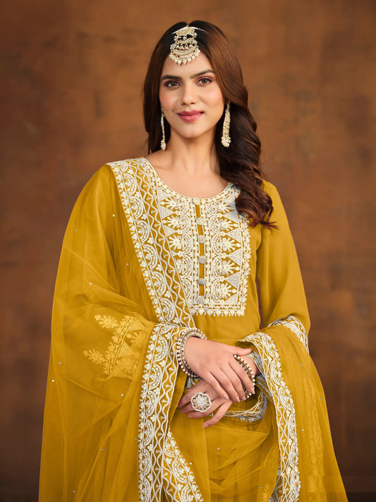 Ensemble palazzo jaune en georgette avec broderie au fil et sequins