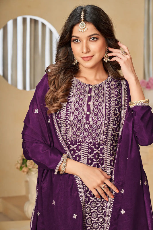 Ensemble Palazzo en Chinon Violet Raisin avec Broderie en Fil et Sequins