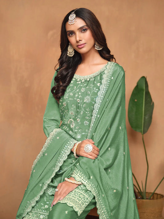 Ensemble Palazzo vert pistache en chinon avec broderie au fil et aux sequins