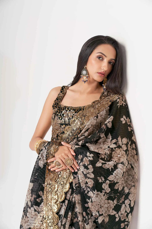 Sari en organza noir à imprimé floral avec travail de sequins