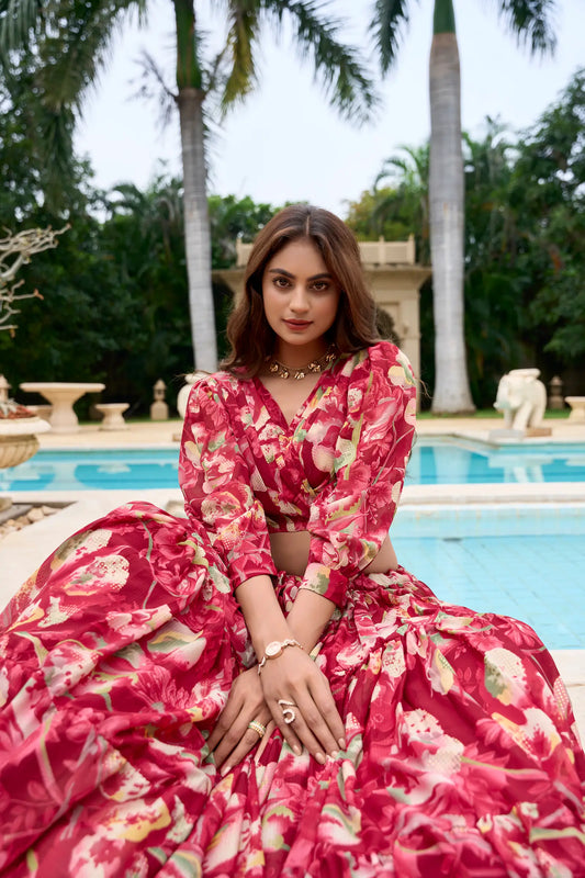 Ensemble Lehenga Choli fleuri Indo-Occidental en georgette bordeaux