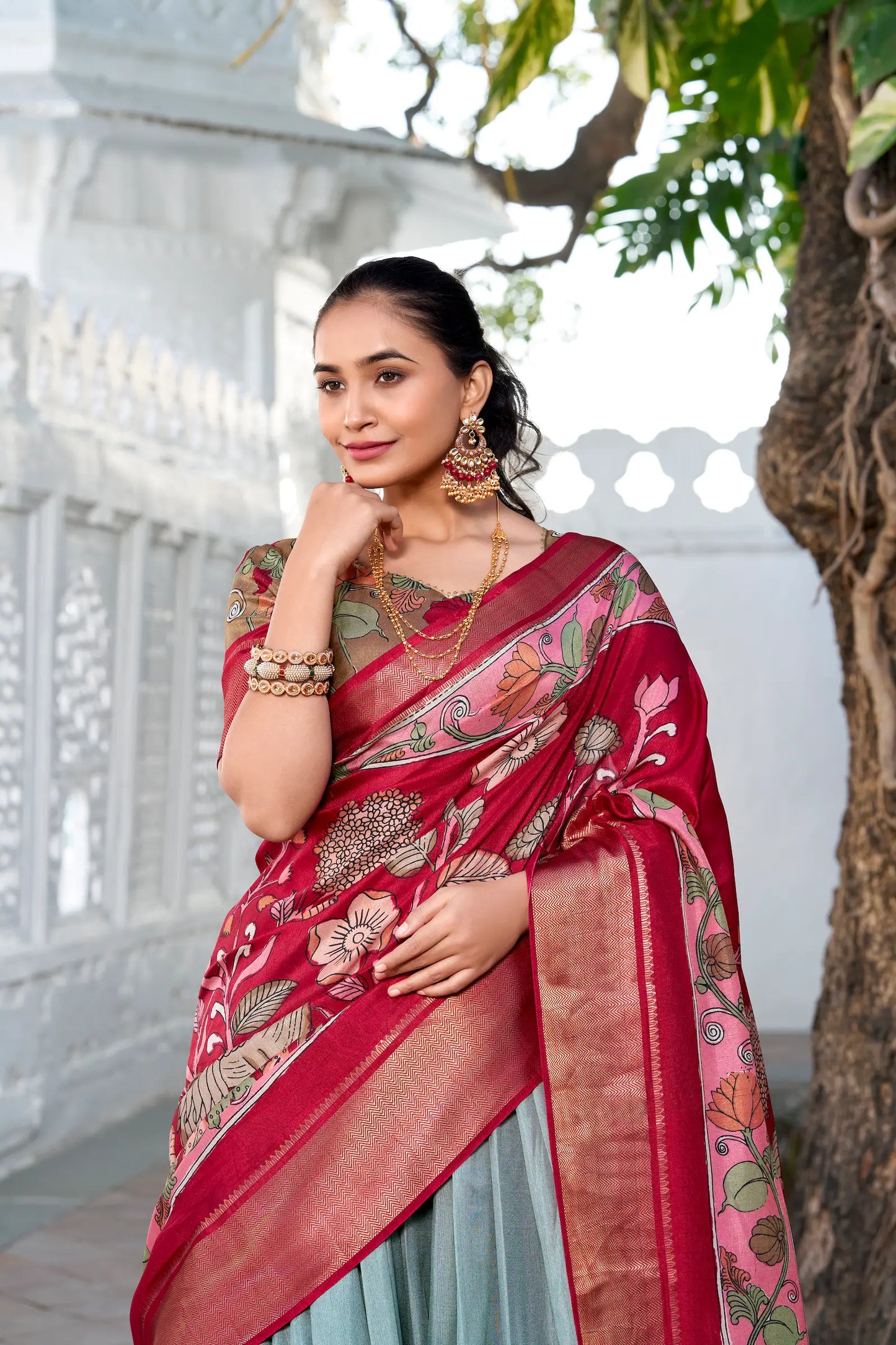 Seegrüner Dola-Seiden-Lehenga-Choli mit Kalamkari-Print