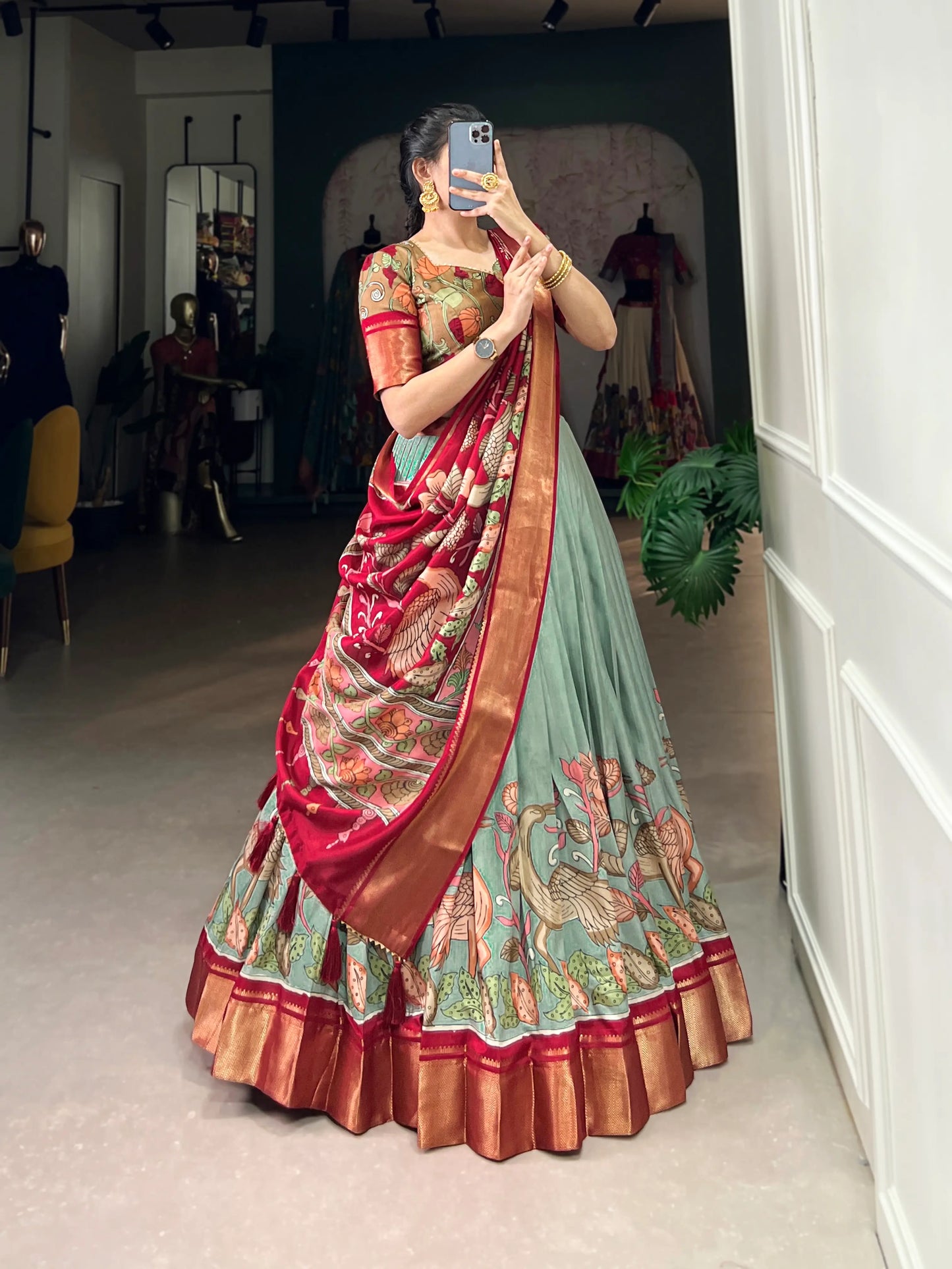 Seegrüner Dola-Seiden-Lehenga-Choli mit Kalamkari-Print
