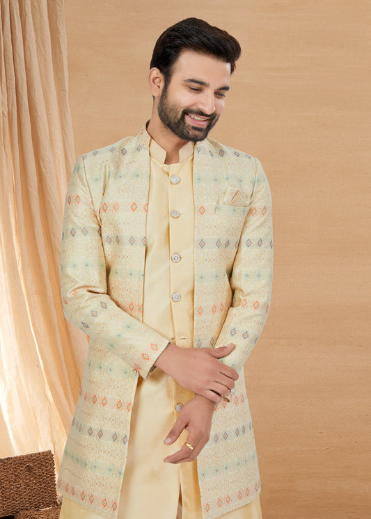 Ensemble Kurta beige avec veste à motifs colorés en soie et viscose pure