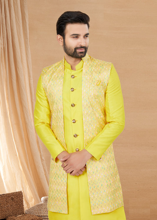 Ensemble Kurta jaune vif avec veste sans manches en soie et viscose pure
