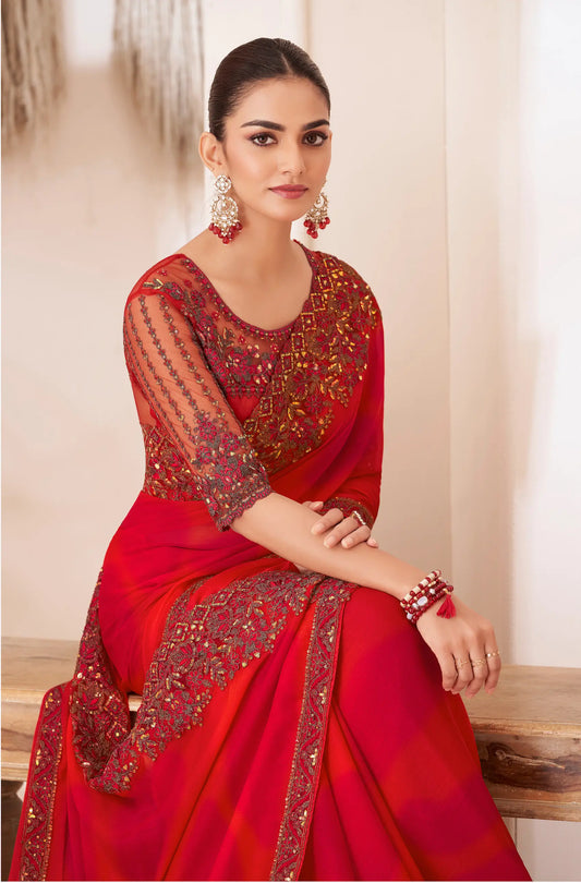 Sari de soirée en chiffon dégradé rouge et argenté avec broderies en sequins et fil