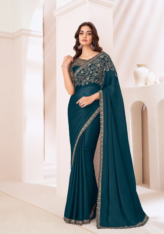 Sari de soirée en satin chiffon bleu-gris avec broderie de sequins et fil