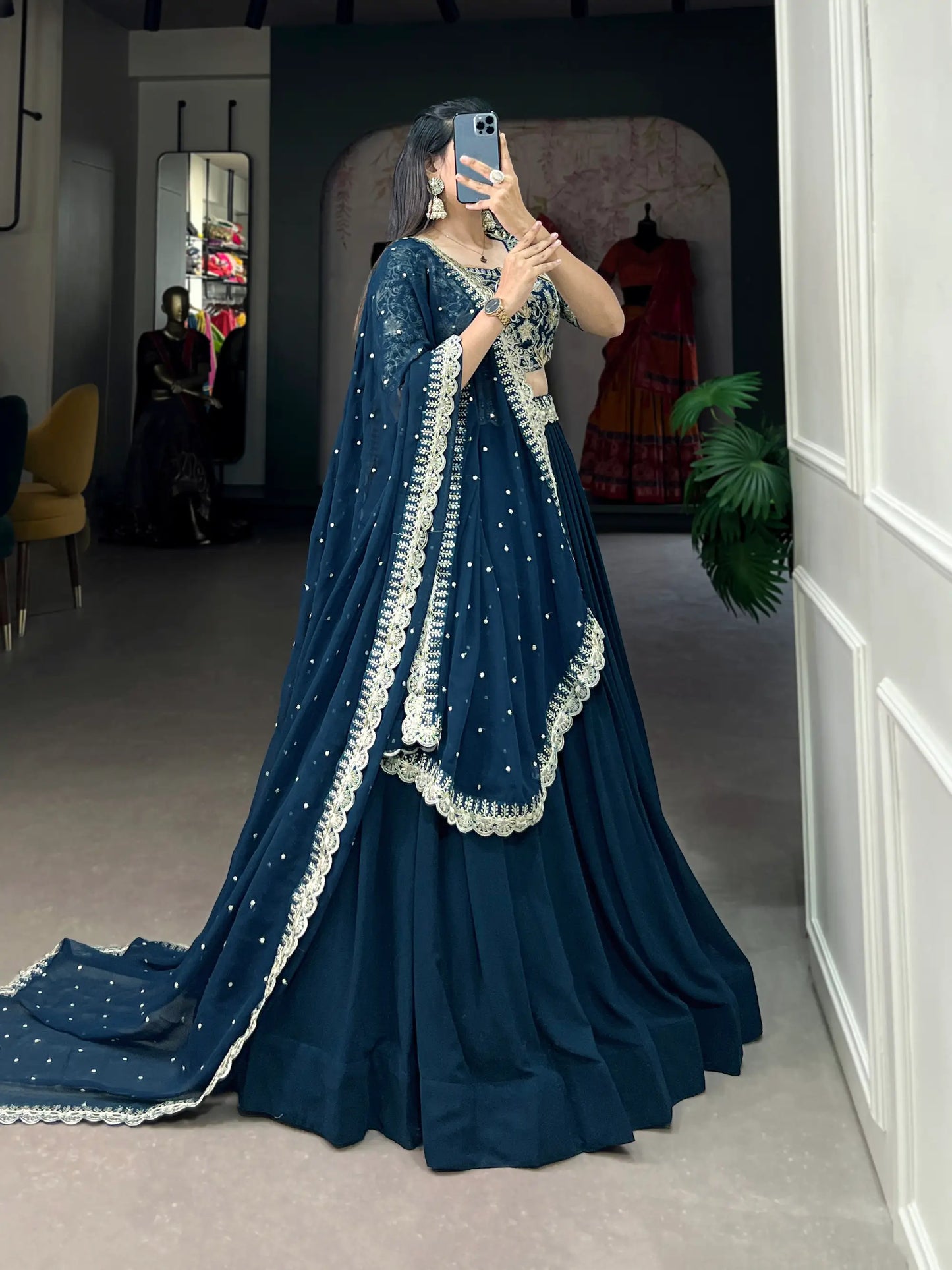 Lehenga Choli en georgette bleu-vert  avec broderies de sequins et fils