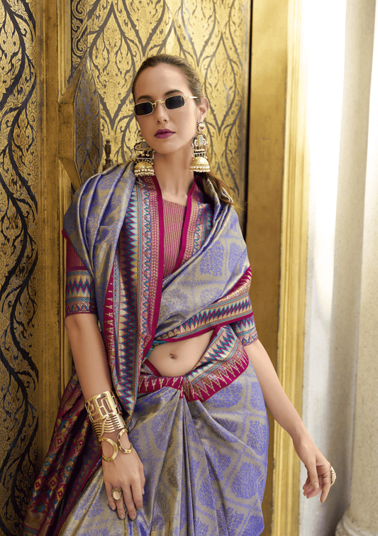 Sari en soie raffiné ethnique à bordure contrastée violet bleuté et rose foncé multicolore COLLECTION RADHIKA