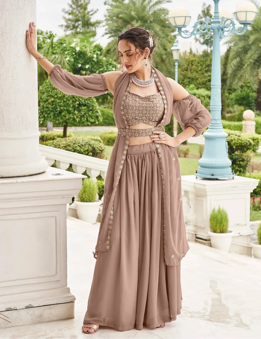 Lehenga Choli en Georgette Beige avec Broderie au Fil et Sequins
