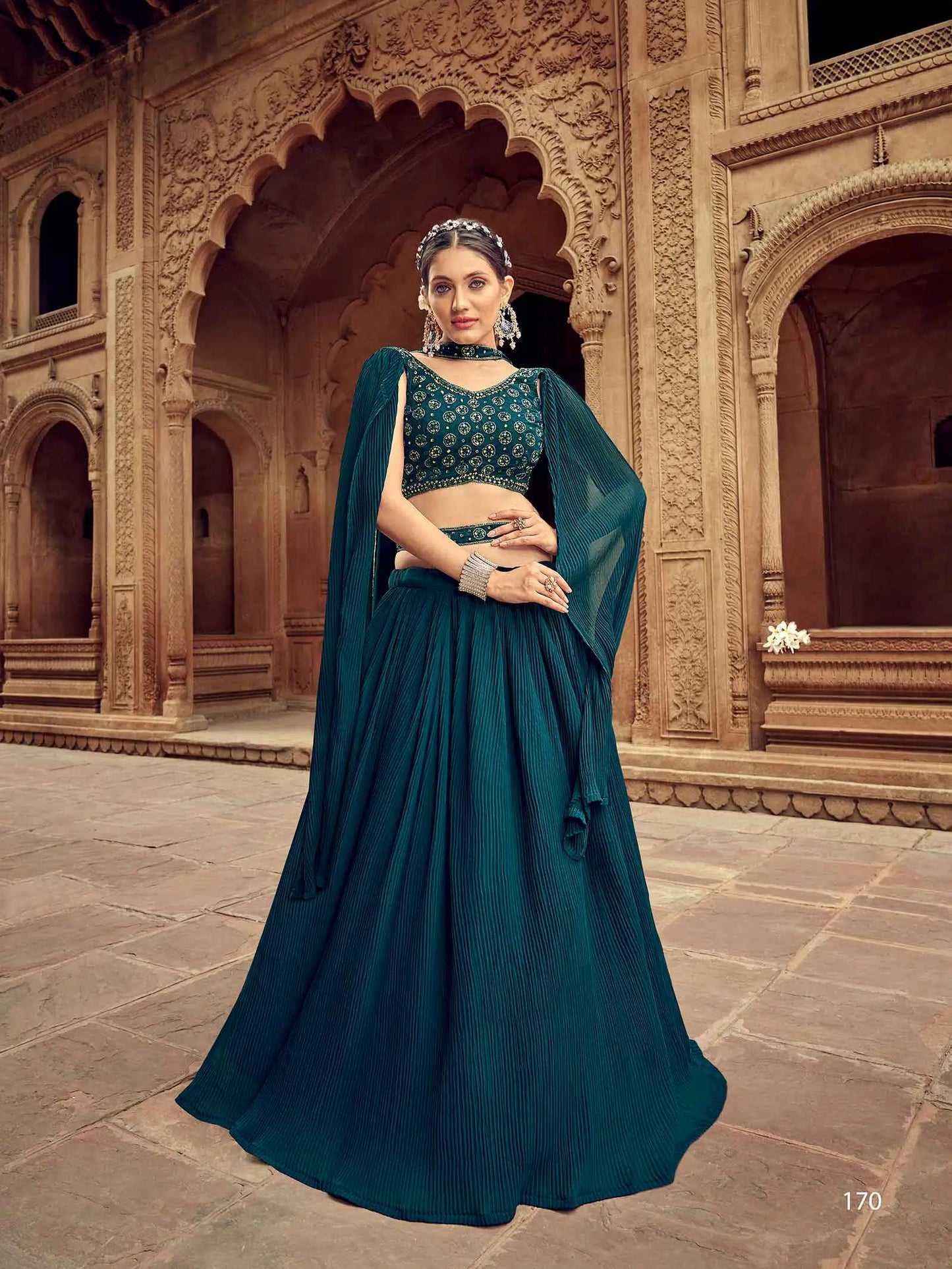 Ensemble Lehenga Bleu Vert en Georgette avec Travail Main