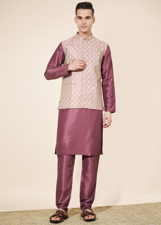 Ensemble Kurta tendance rose mauve avec Veste Koti mauve en jacquard COLLECTION AYAAN