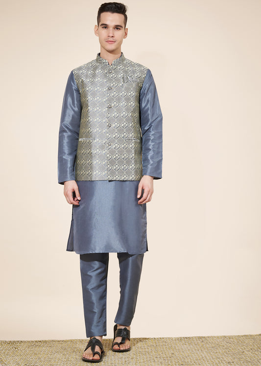 Ensemble Kurta tendance bleu gris avec Veste Koti à motifs en jacquard COLLECTION AYAAN