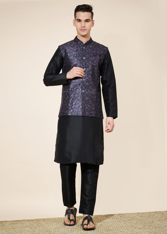 Ensemble Kurta tendance noir avec Veste Koti noire à motifs en jacquard COLLECTION AYAAN