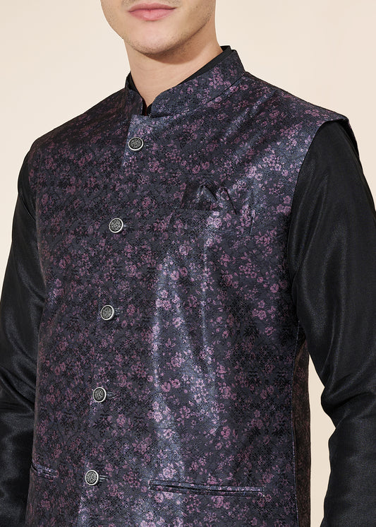 Ensemble Kurta tendance noir avec Veste Koti noire à motifs en jacquard COLLECTION AYAAN