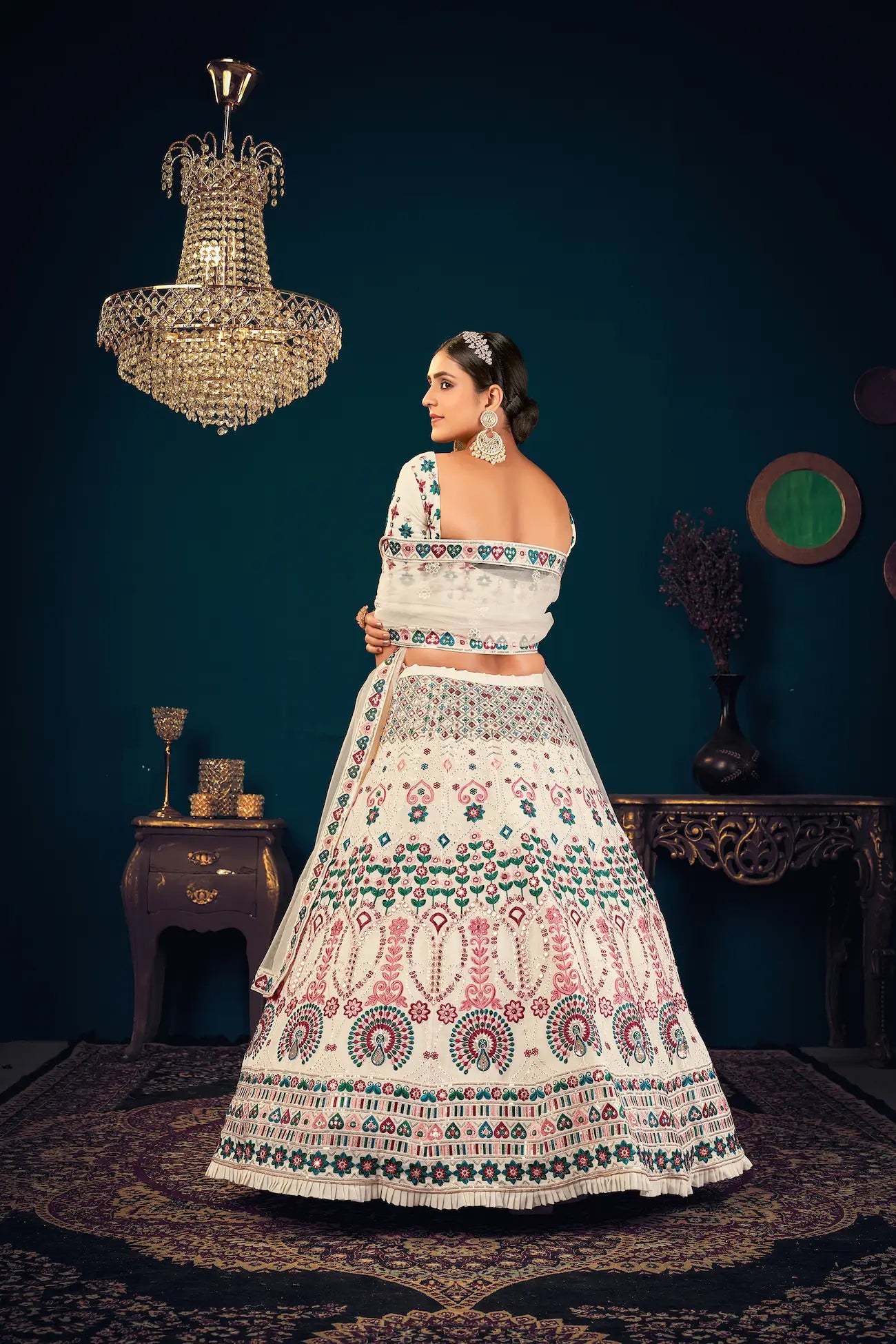 Lehenga Choli en Georgette Blanc Perle avec Broderie en Fil, Sequins et Gota Patti
