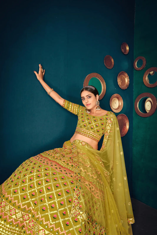 Lehenga Choli en Georgette Vert Citron avec Broderie Multi-Fil et Gota Patti