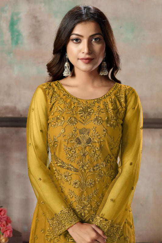 Ensemble Salwar en filet jaune avec broderie au fil et sequins