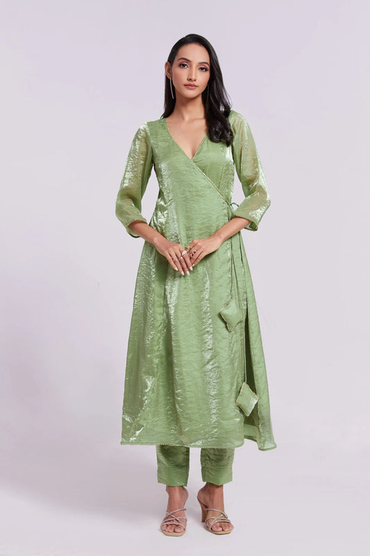 Salwar suit en organza pur vert pistache