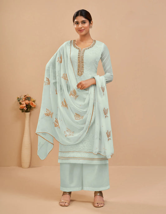 Ensemble salwar en georgette bleu ciel avec broderie sequins et dupatta