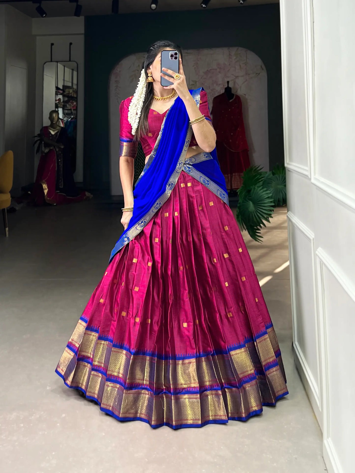Fuchsiarosa Lehenga Choli aus Baumwollseide mit Paithani-Webarbeit