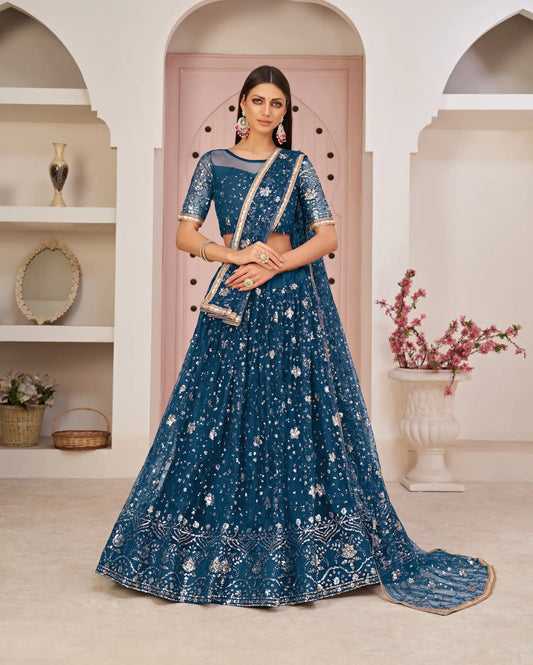 Teal Net Lehenga Choli avec Broderie en Fil de Coton Blanc, Zari et Sequins
