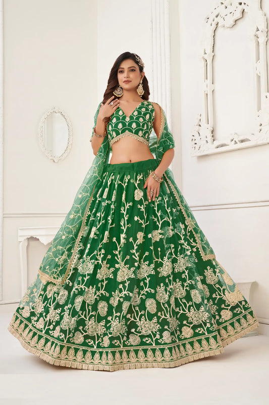 Lehenga Choli en filet vert avec broderie en fil de coton blanc, travail en zari et broderie de sequins