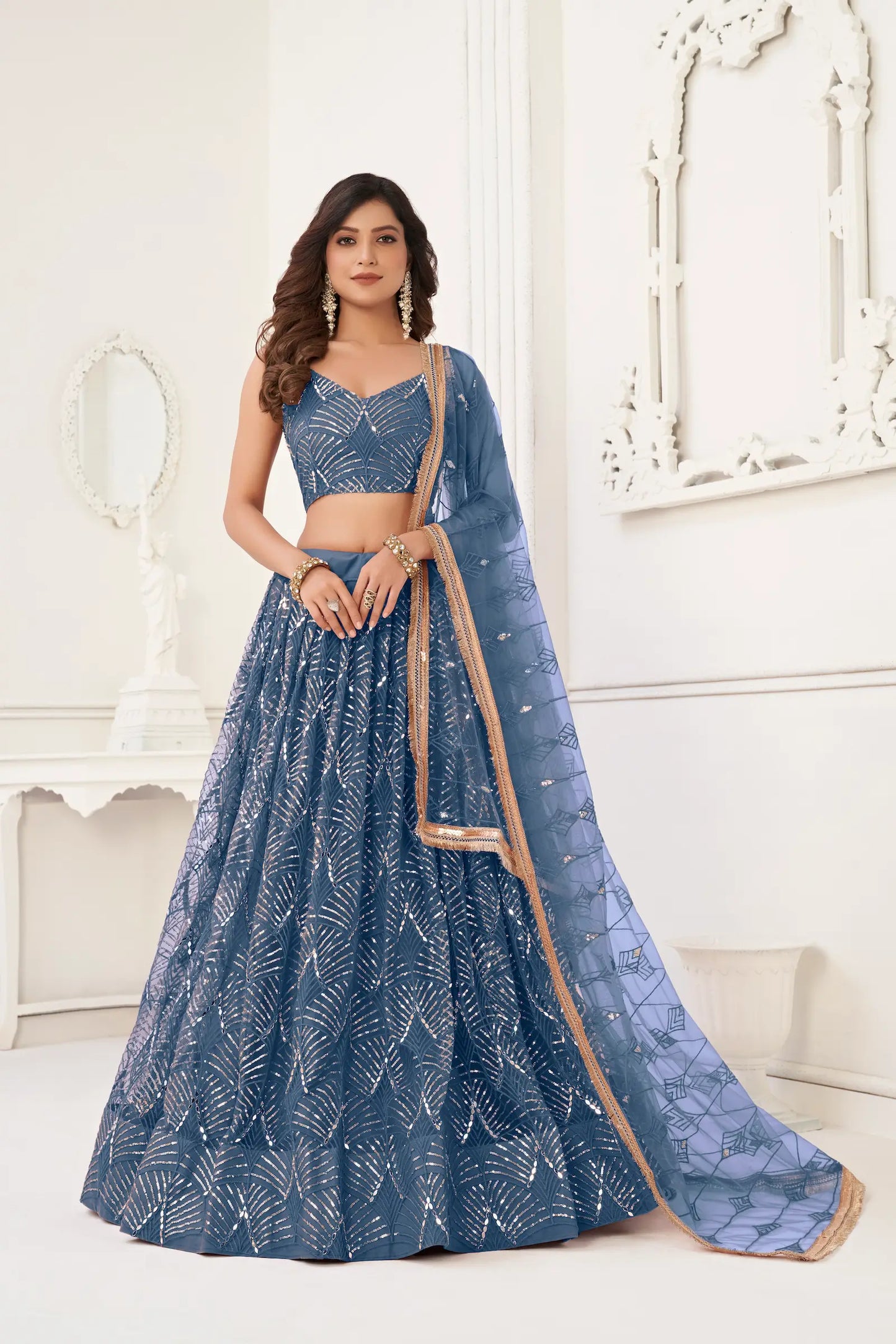 Petrolblaues Lehenga Choli-Set | Tüll mit glitzernden Details und Spiegeln