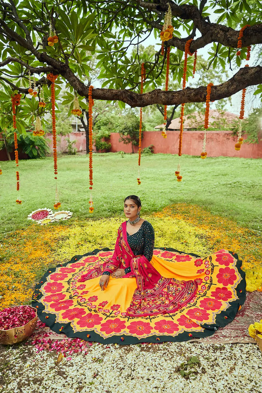 Lehenga Choli Navratri jaune et vert foncé imprimé numérique floral en coton maslin