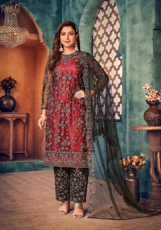 Salwar suit en filet rouge brique avec broderie au fil et sequins