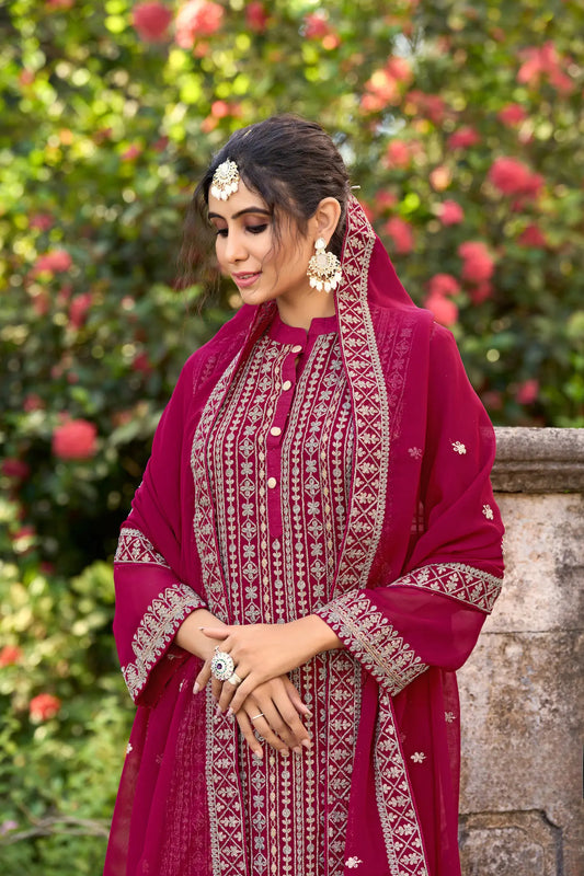 Salwar suit en soie Glory rose foncé avec broderie en fils et sequins