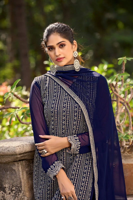 Ensemble Salwar en soie Glory bleu marine avec broderie fils et sequins
