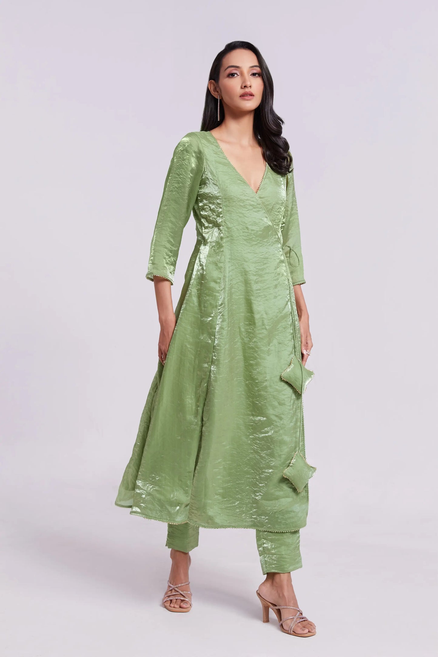 Salwar suit en organza pur vert pistache