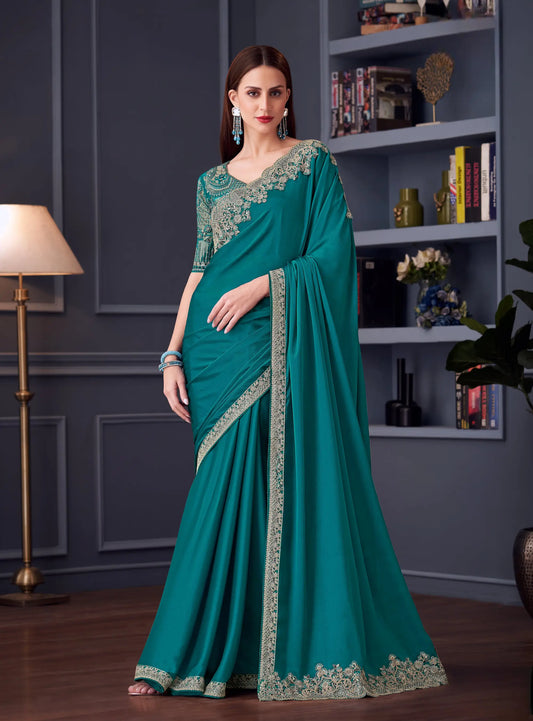 Sari de soirée bleu canard en soie chiffon avec broderie au fil et sequins