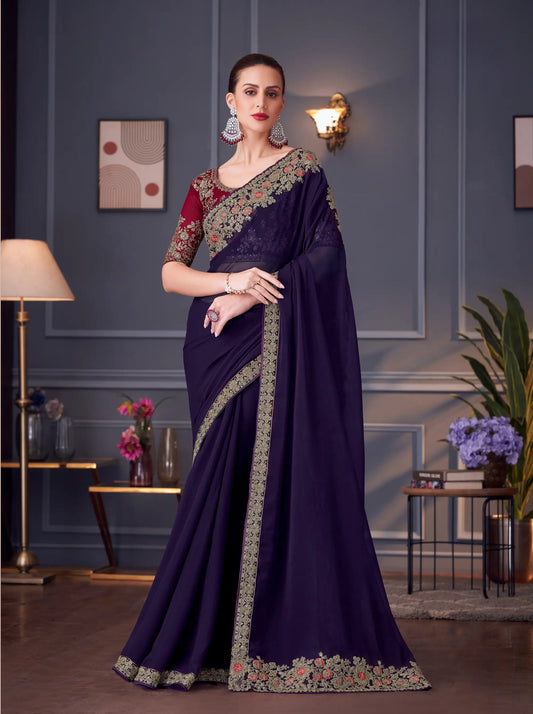 Sari de soirée violet foncé en soie chiffon avec broderie au fil et sequins