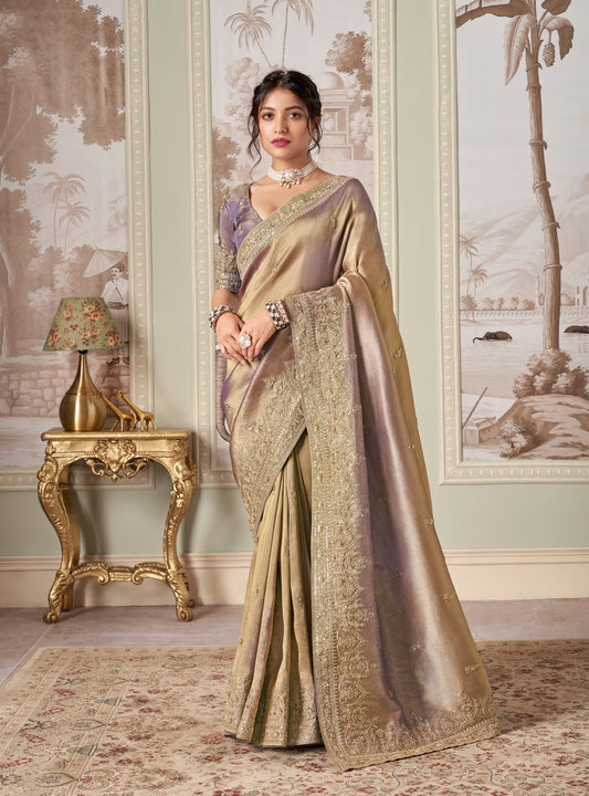 Sari travaillé en soie jacquard avec broderies et tissu fantaisie violet mauve et doré COLLECTION INDRA