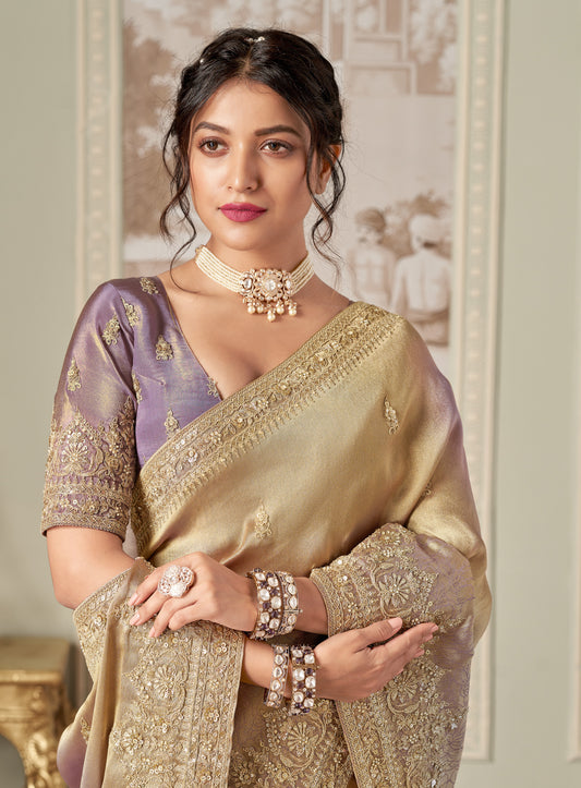 Sari travaillé en soie jacquard avec broderies et tissu fantaisie violet mauve et doré COLLECTION INDRA