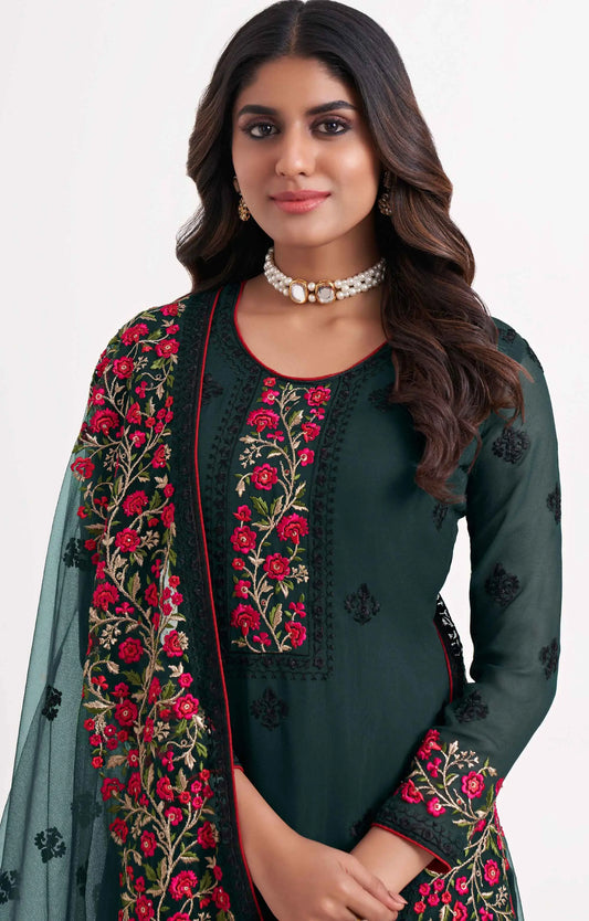 Ensemble Salwar Vert Foncé en Georgette avec Broderie Florale Artisanale à Zari, Sequins et Fils Multicolores