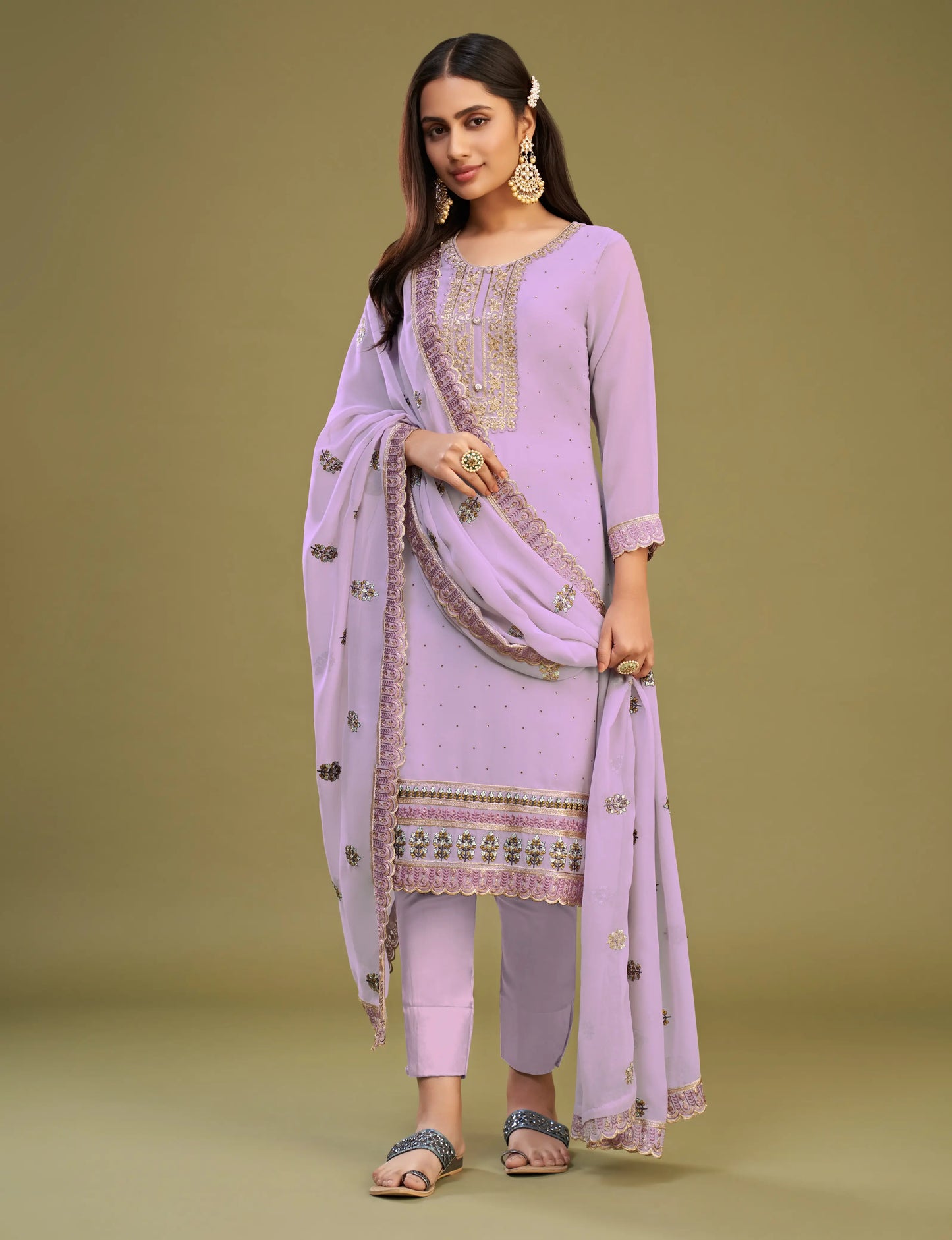 Salwar Kameez Lavande | Robe Traditionnelle Brodée | Tenue de Soirée avec Cristaux et Perles