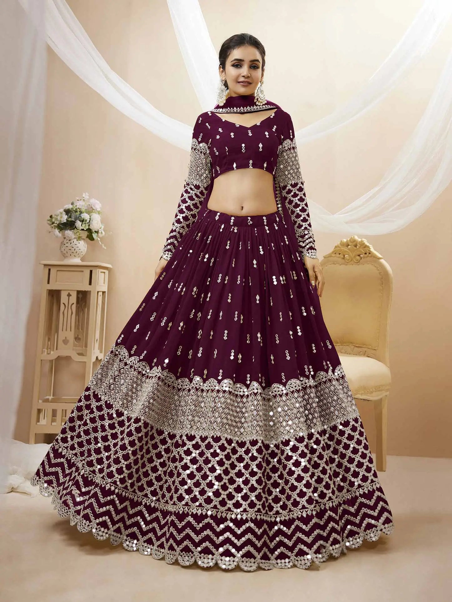 Lehenga en georgette couleur violet raisin foncé avec broderie en sequins et zari
