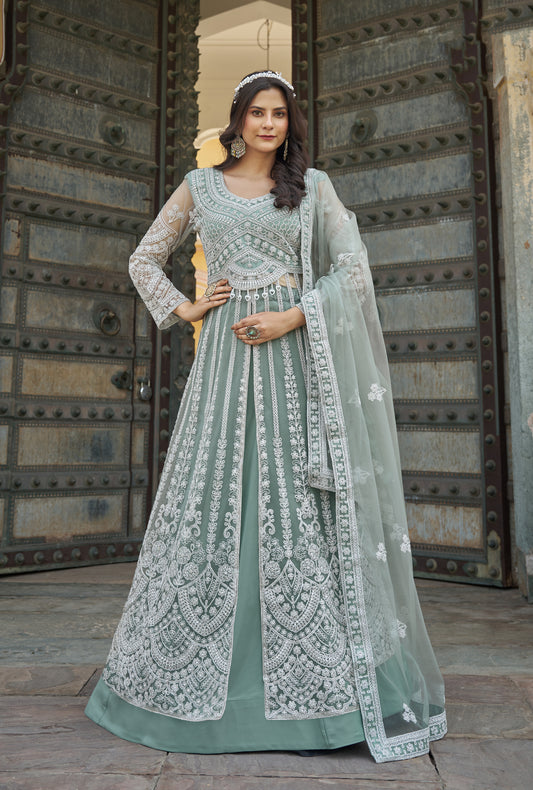 Robe Anarkali verte sauge en santoon avec pierres brillantes avec bas jupe