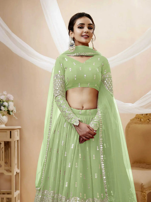 Lehenga Vert Pistache Georgette avec broderie de sequins et dupatta en filet doux
