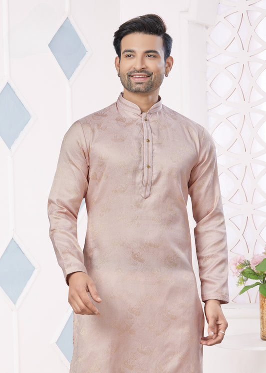 Ensemble Kurta rose pâle saumon avec broderie Pintex en jacquard
