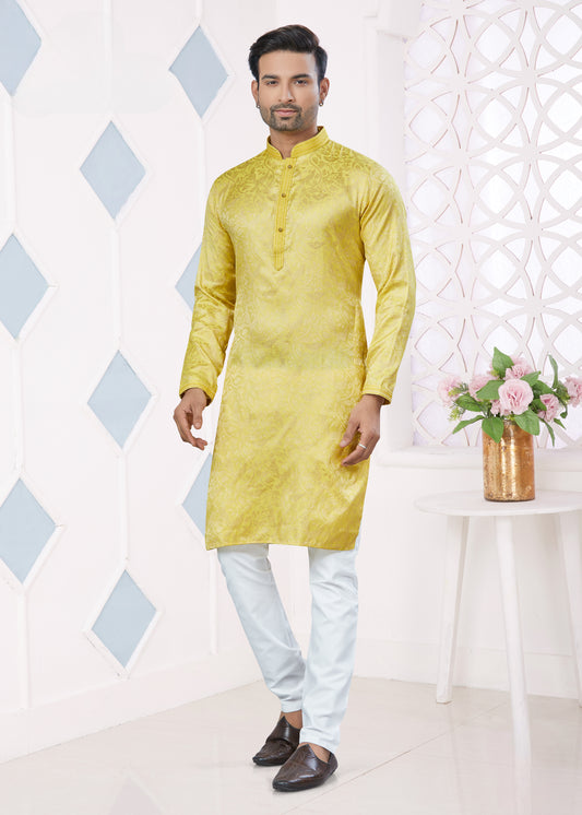 Ensemble Kurta jaune doré avec broderie Pintex en jacquard